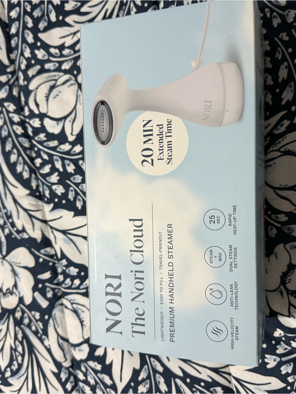 NOR Premium Handheld Steamer in White
